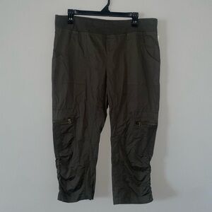 XCVI Wearables large Olive Green Cargo Capris